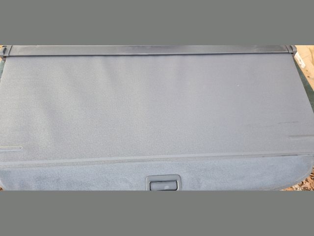 bontott VOLVO V50 Csomagtér Roló