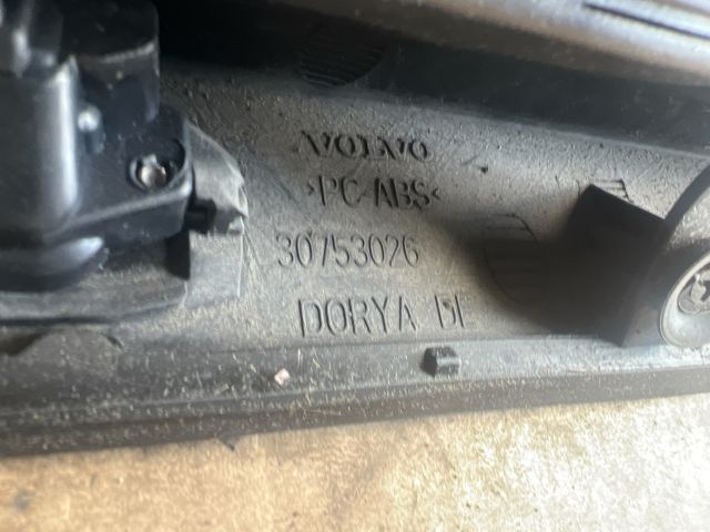 bontott VOLVO V50 Csomagtérajtó Díszléc