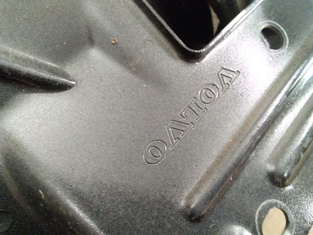 bontott VOLVO V50 Csomagtérajtó (Üres lemez)