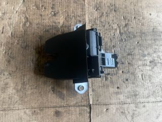 bontott VOLVO V50 Csomagtérajtó Zárszerkezet