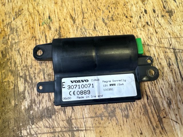 bontott VOLVO V50 Elektronika (Magában)