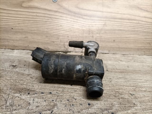 bontott VOLVO V50 Első Ablakmosó Szivattyú