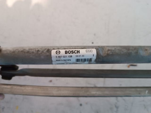 bontott VOLVO V50 Első Ablaktörlő Szerkezet Motorral