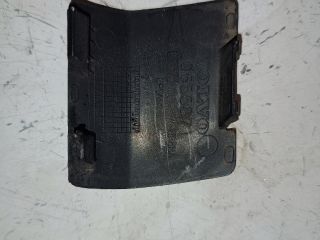 bontott VOLVO V50 Első Vonószem Burkolat