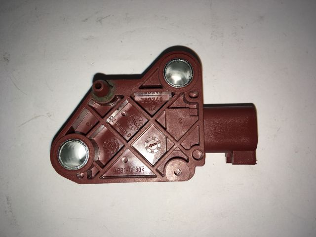 bontott VOLVO V50 Gyorsulás Jeladó