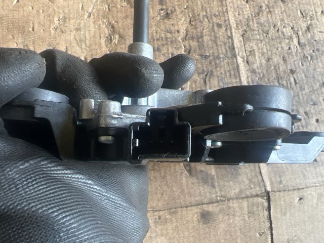 bontott VOLVO V50 Hátsó Ablaktörlő Motor