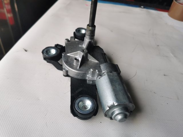 bontott VOLVO V50 Hátsó Ablaktörlő Motor