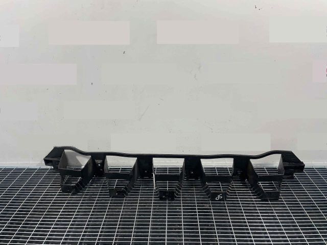 bontott VOLVO V50 Hátsó középső Lökhárító Tartó (Műanyag)