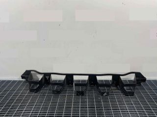 bontott VOLVO V50 Hátsó középső Lökhárító Tartó (Műanyag)