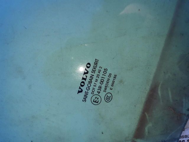 bontott VOLVO V50 Jobb első Ablak
