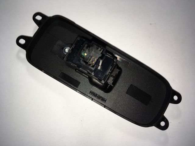 bontott VOLVO V50 Jobb első Ablakemelő Kapcsoló