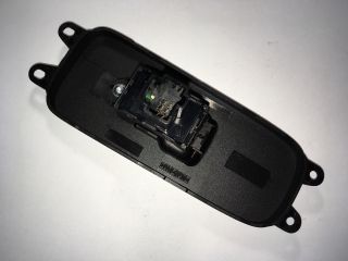 bontott VOLVO V50 Jobb első Ablakemelő Kapcsoló