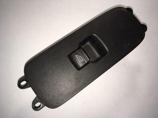 bontott VOLVO V50 Jobb első Ablakemelő Kapcsoló