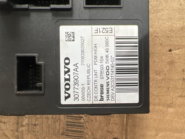 bontott VOLVO V50 Jobb első Ablakemelő Motor