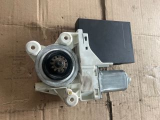 bontott VOLVO V50 Jobb első Ablakemelő Motor