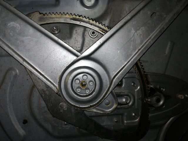 bontott VOLVO V50 Jobb első Ablakemelő Szerkezet (Elektromos)