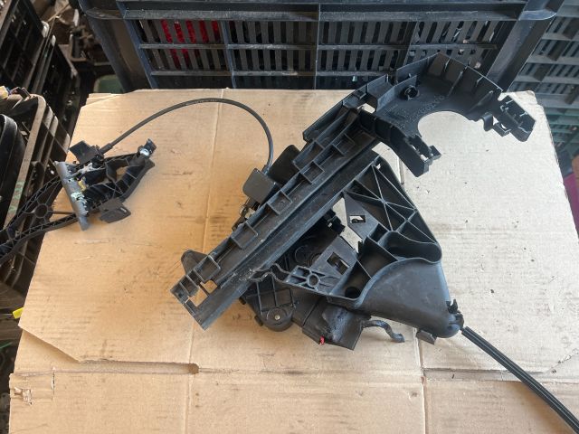 bontott VOLVO V50 Jobb első Ajtózár