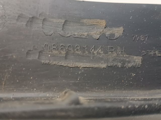 bontott VOLVO V50 Jobb első Sárvédő Gumi