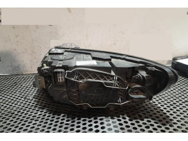 bontott VOLVO V50 Jobb Fényszóró