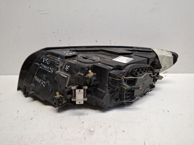 bontott VOLVO V50 Jobb Fényszóró