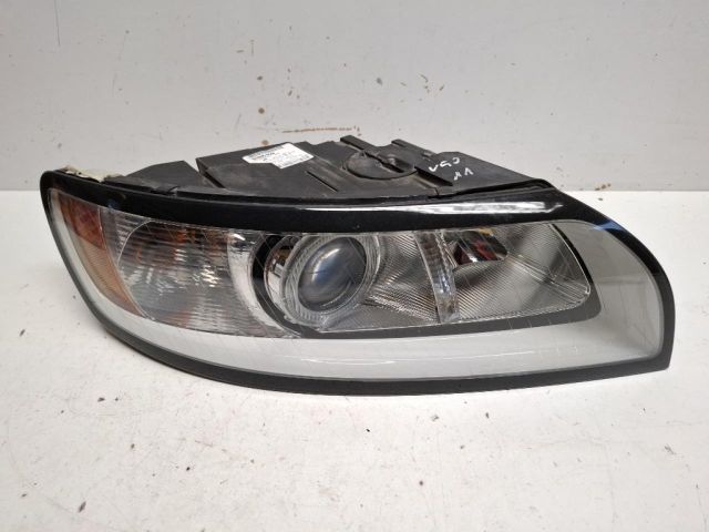 bontott VOLVO V50 Jobb Fényszóró