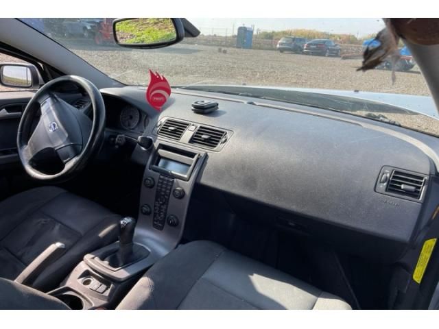 bontott VOLVO V50 Jobb Fényszóró