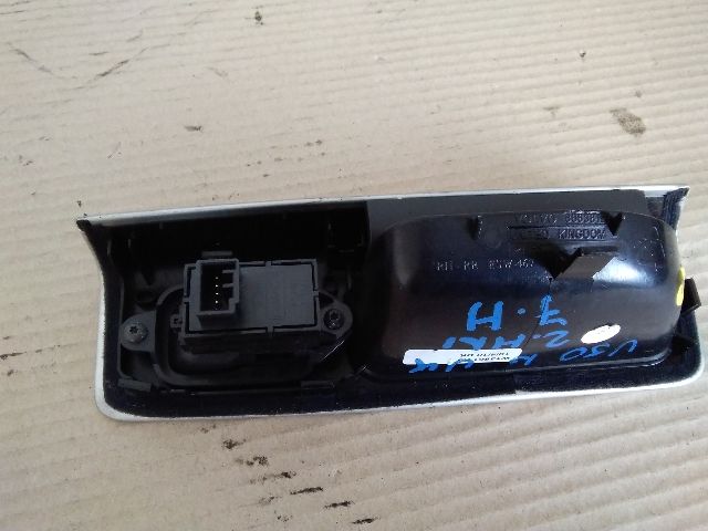 bontott VOLVO V50 Jobb hátsó Ablakemelő Kapcsoló