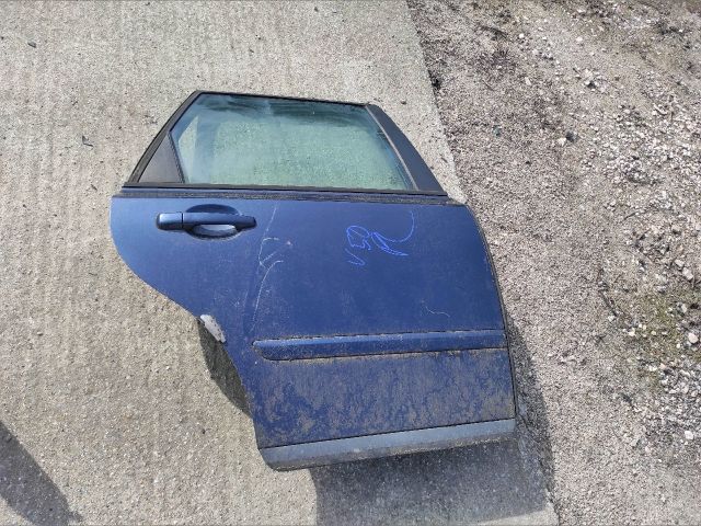 bontott VOLVO V50 Jobb hátsó Ajtó (Üres lemez)