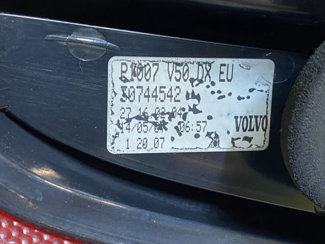 bontott VOLVO V50 Jobb Hátsó Lámpa