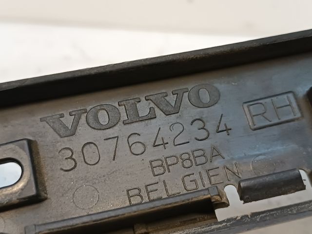 bontott VOLVO V50 Jobb hátsó Oldal Lökhárító Tartó (Műanyag)