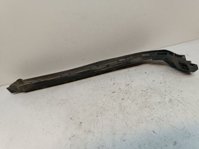 bontott VOLVO V50 Jobb hátsó Oldal Lökhárító Tartó (Műanyag)