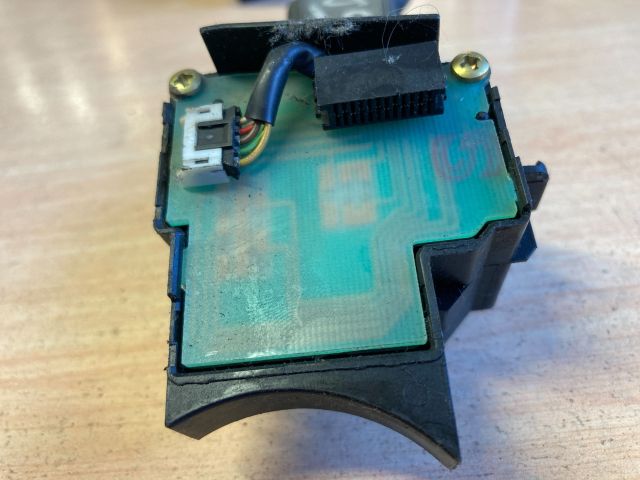 bontott VOLVO V50 Jobb Kormánykapcsoló Ablaktörlő