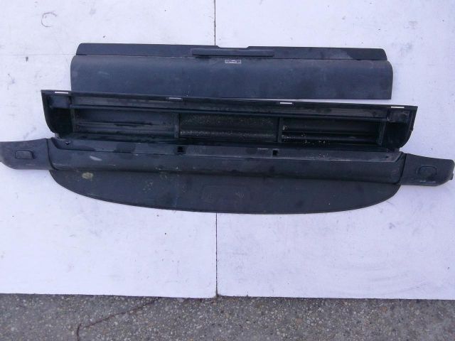 bontott VOLVO V50 Kalaptartó