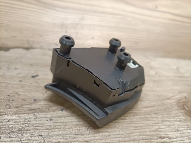 bontott VOLVO V50 Kapcsoló (Magában)