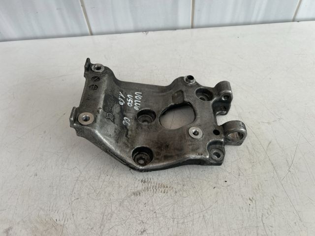 bontott VOLVO V50 Klíma Tartó Bak