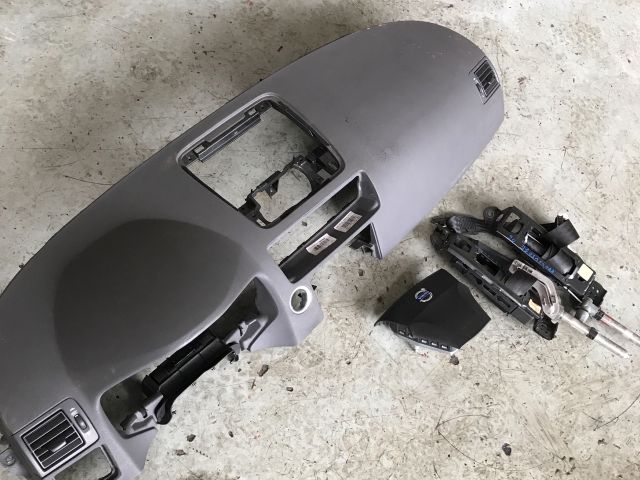 bontott VOLVO V50 Komplett Légzsák Szett