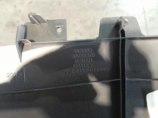 bontott VOLVO V50 Könyöklő