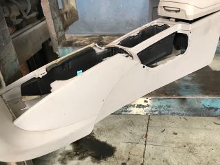 bontott VOLVO V50 Könyöklő