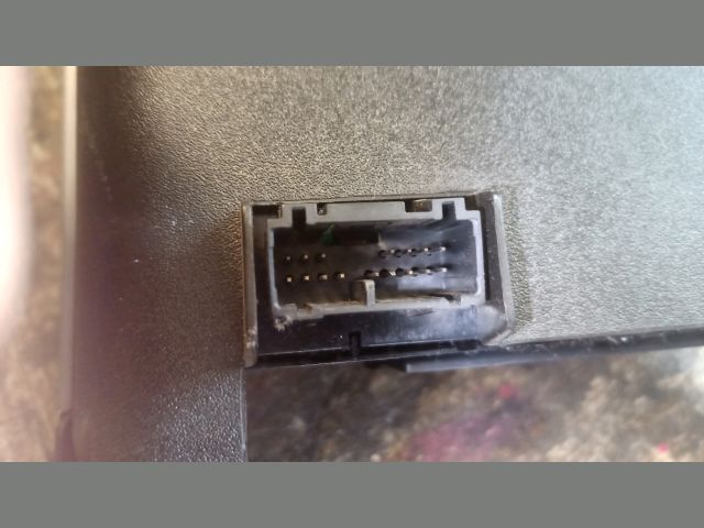 bontott VOLVO V50 Középkonzol Vezérlő Panel