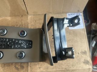 bontott VOLVO V50 Középkonzol Vezérlő Panel