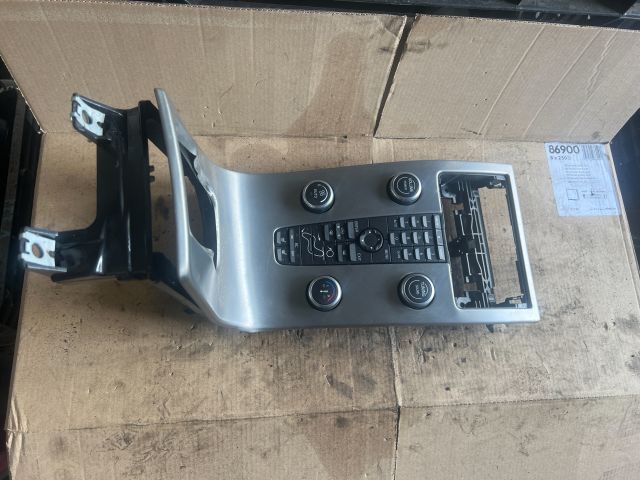 bontott VOLVO V50 Középkonzol Vezérlő Panel