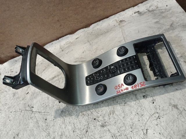 bontott VOLVO V50 Középkonzol Vezérlő Panel