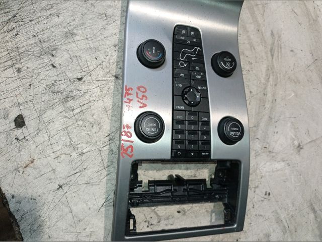 bontott VOLVO V50 Középkonzol Vezérlő Panel