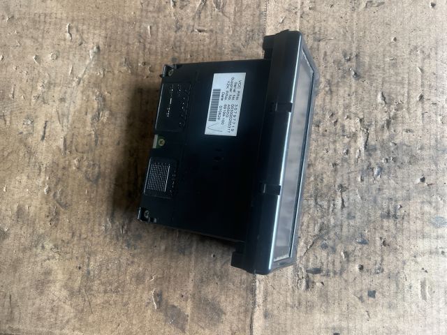 bontott VOLVO V50 Multifunkciós Kijelző