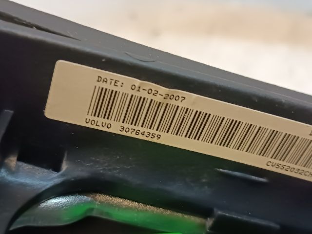 bontott VOLVO V50 Multikormány