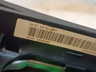 bontott VOLVO V50 Multikormány