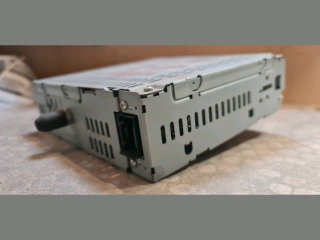 bontott VOLVO V50 Rádió / CD