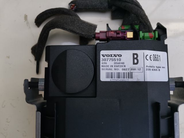 bontott VOLVO V50 Telefon Elektronika