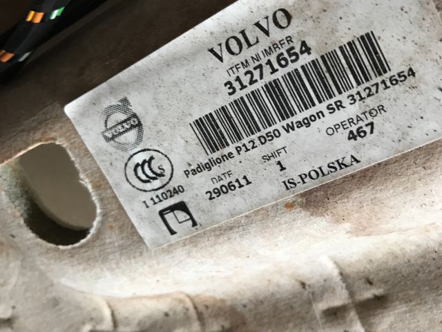 bontott VOLVO V50 Tetőkárpit