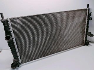 bontott VOLVO V50 Vízhűtő Radiátor Tartó